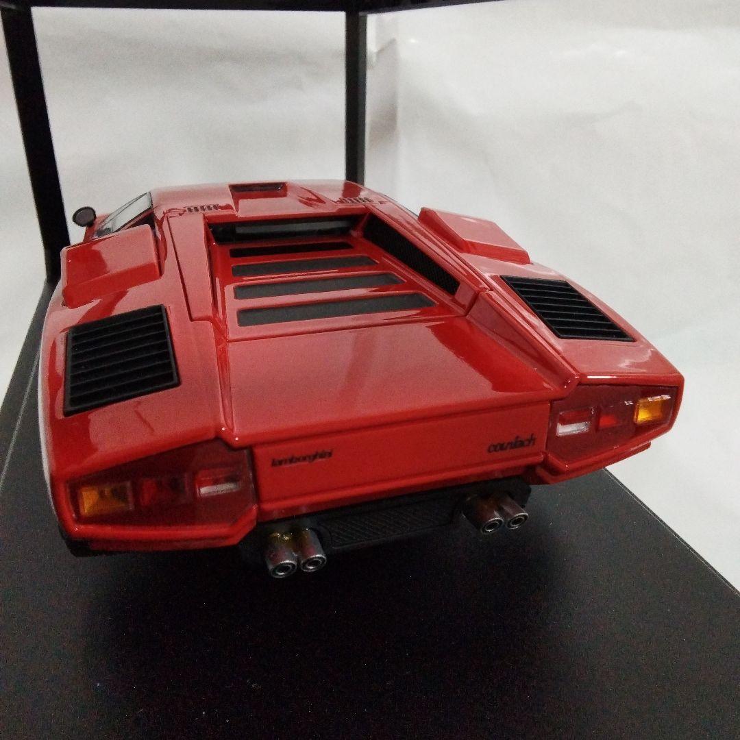 Lamborghini Countach LP 400 ミニカー1/18
