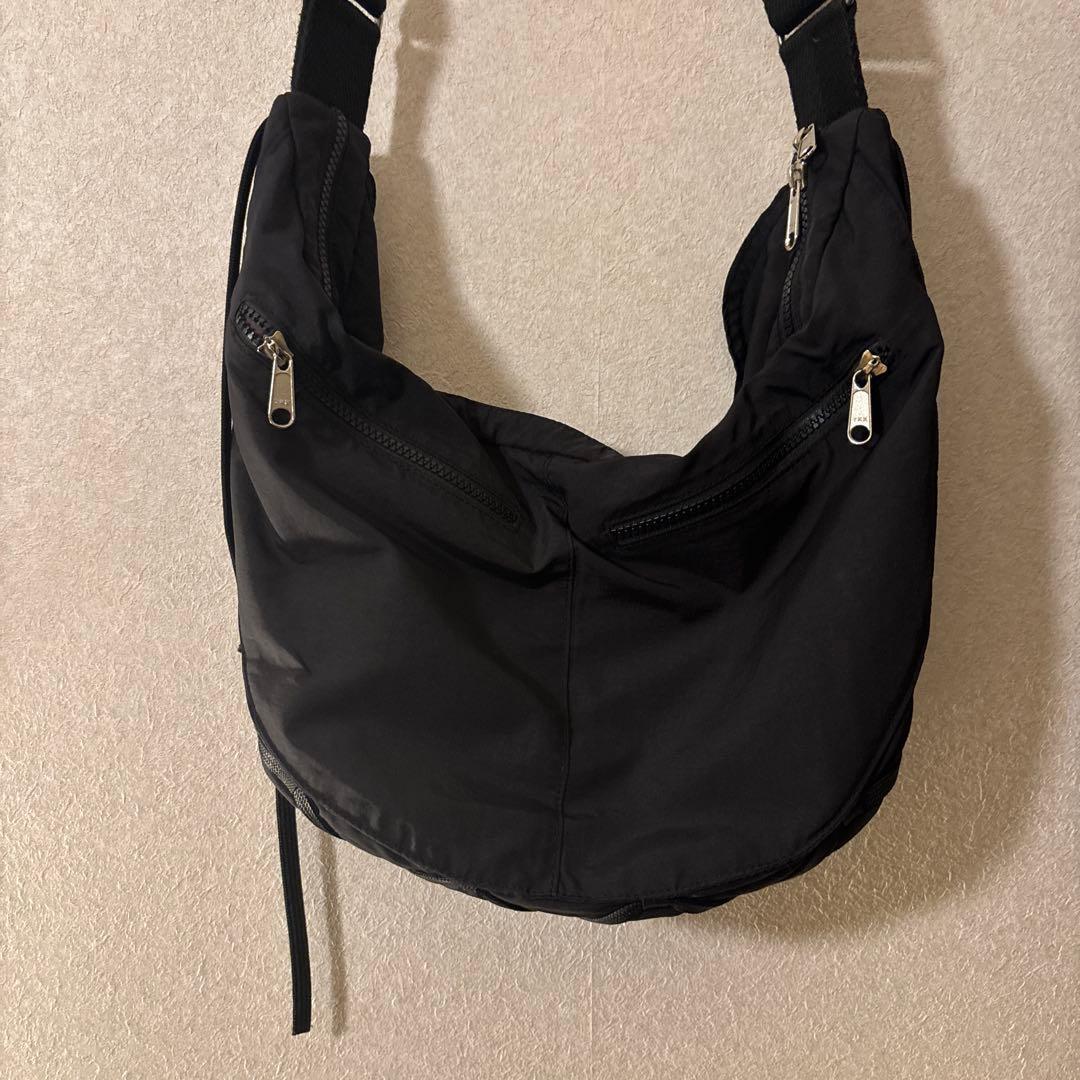 Taped Shoulder Bag IUGAMAKARAS ナイロンバッグ