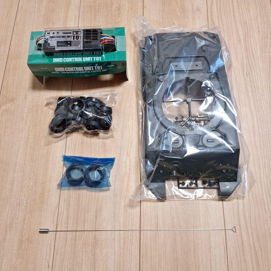 1/16M4シャーマンと砲塔旋回ユニット