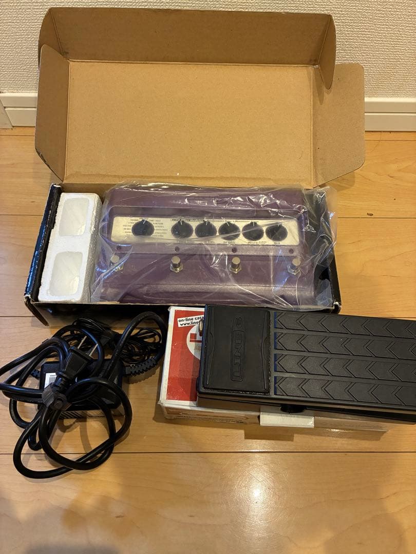 Line6 FM4 Filter Modeler、EPペダル、アダプターのセット