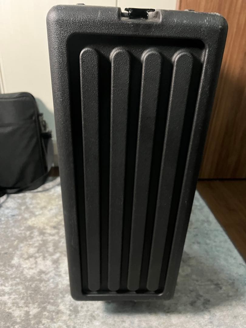 SKB ROTO RACK 4U ラックケース