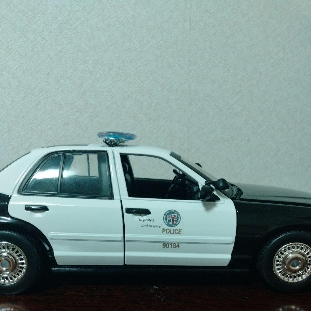 LEDカスタムパトカー 1/18 LAPD/ ロサンゼルス市警