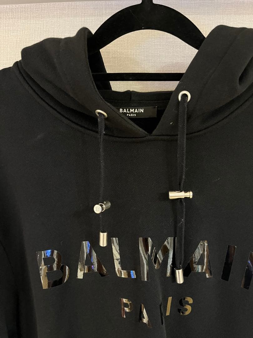 BALMAIN ブラック パーカー