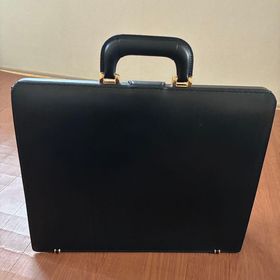 未使用 土屋鞄 ダレスバッグ Conffio 黒色