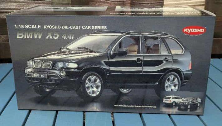 京商 BMW X5 4.4i ミニカー　1:18
