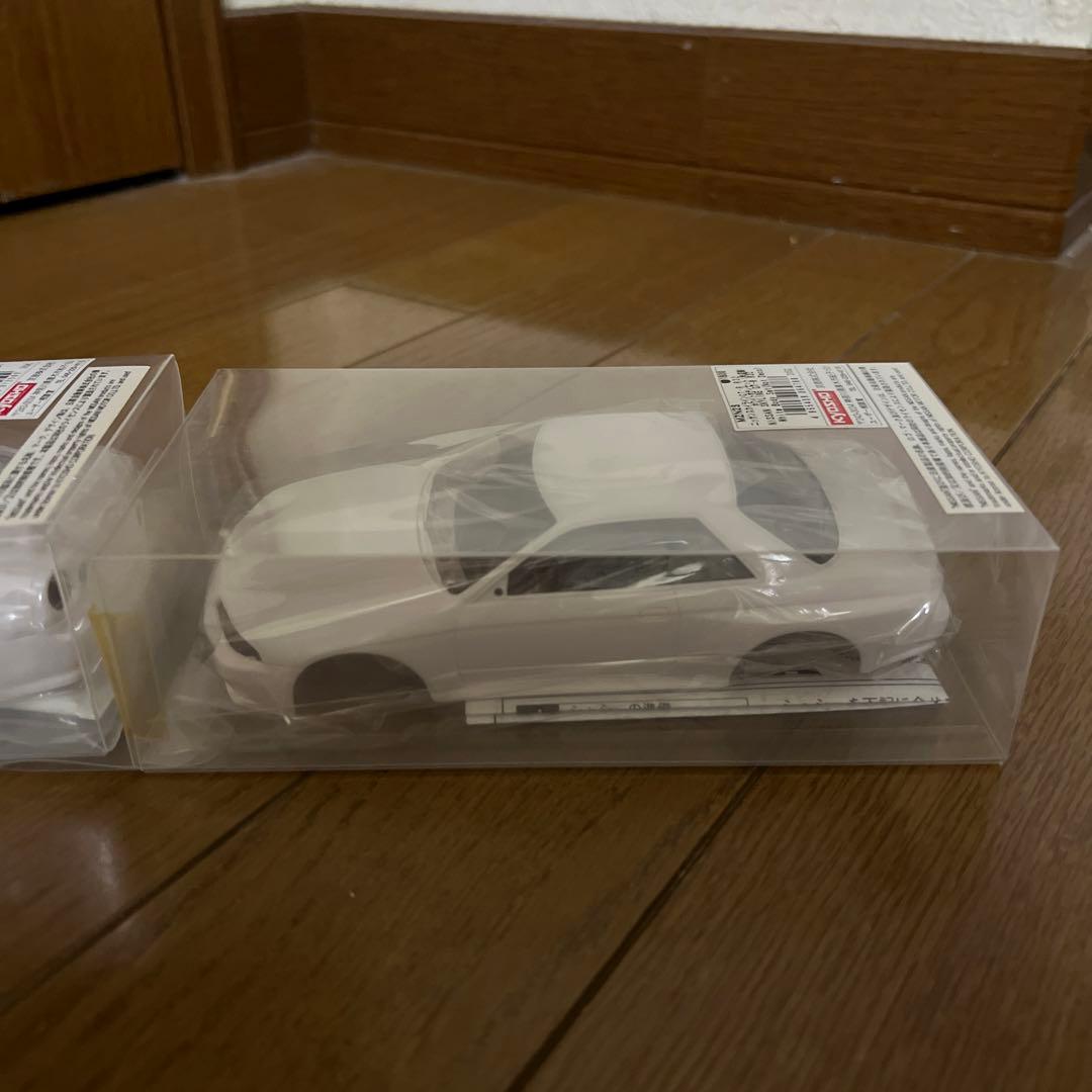 ミニッツ スカイラインGT-R R32.R34 未塗装