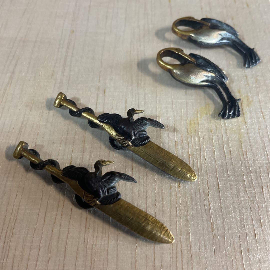 目貫　　2種4個　　刀装具　武具　骨董　時代物　江戸時代