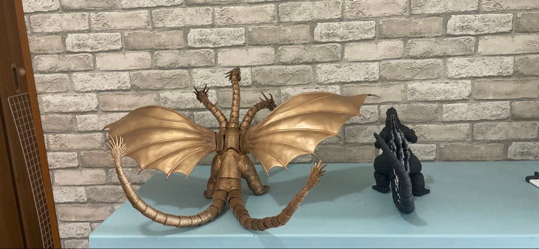 【☆もうすぐ終了！早い者勝ち！美品！】ゴジラvsキングギドラ(ハイヤトイズ)