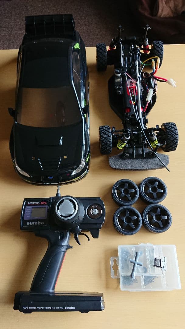 当時物3台セット/エンジンカー2台/ ラジコン1台/ ラクダバッテリー