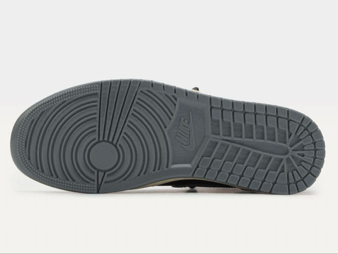 新品未開封品　NIKE AIR JORDAN 1 HIGH 85 SHADOW