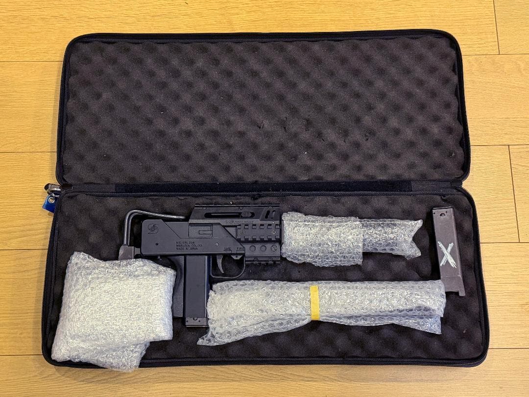 マルゼンM11 ニューイングラム GBB　マガジン＋ドットサイト＋ケースセット