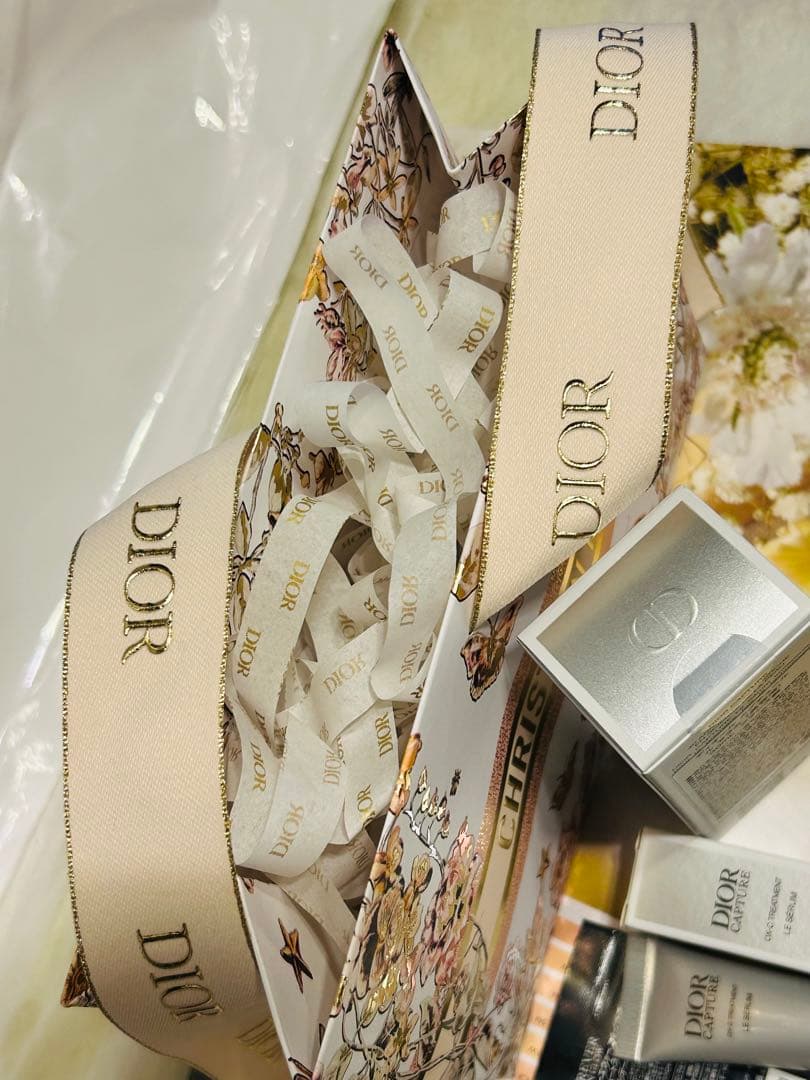 ディオール　カプチュール　ルセラム　　美容液　定価17270円 新品 ギフト