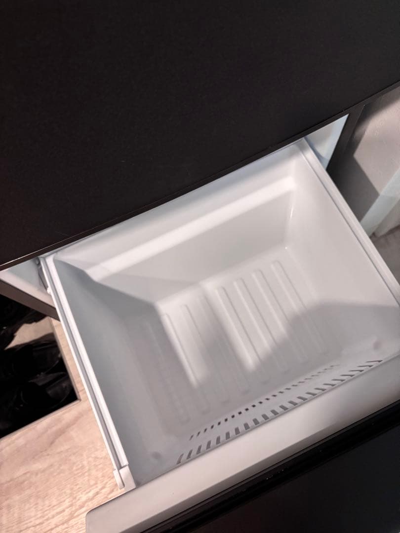 Panasonic 冷蔵庫 NR-B814W-T 2022年製