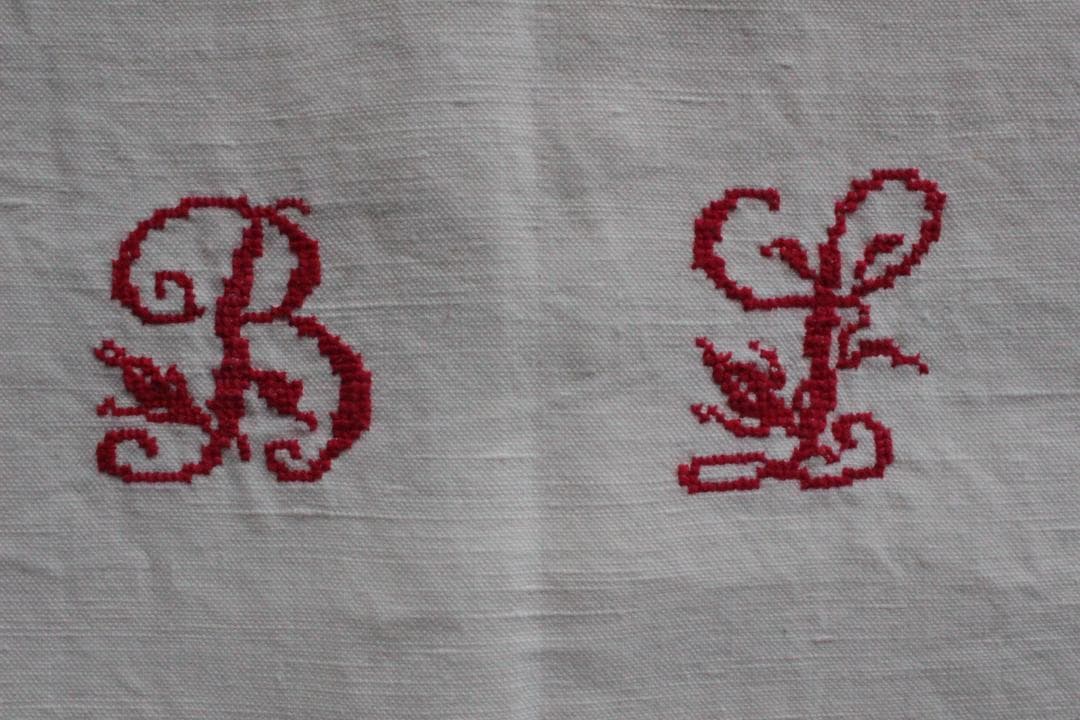 フランスアンティークイニシャル“BL”シーツモノグラム刺繍