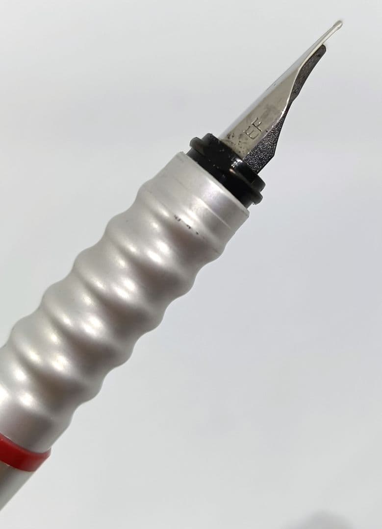 ロットリング rotring 400 EFニブ 万年筆 シルバー 廃番 廃盤 文房具