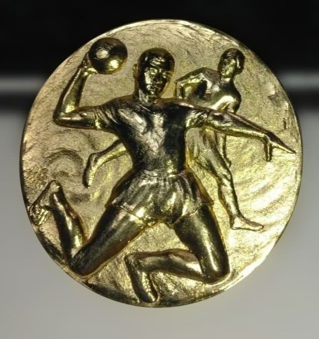 勳六等単光旭日章(略授無し)と警視庁創立100年記念・日本春秋書院同人記章その他