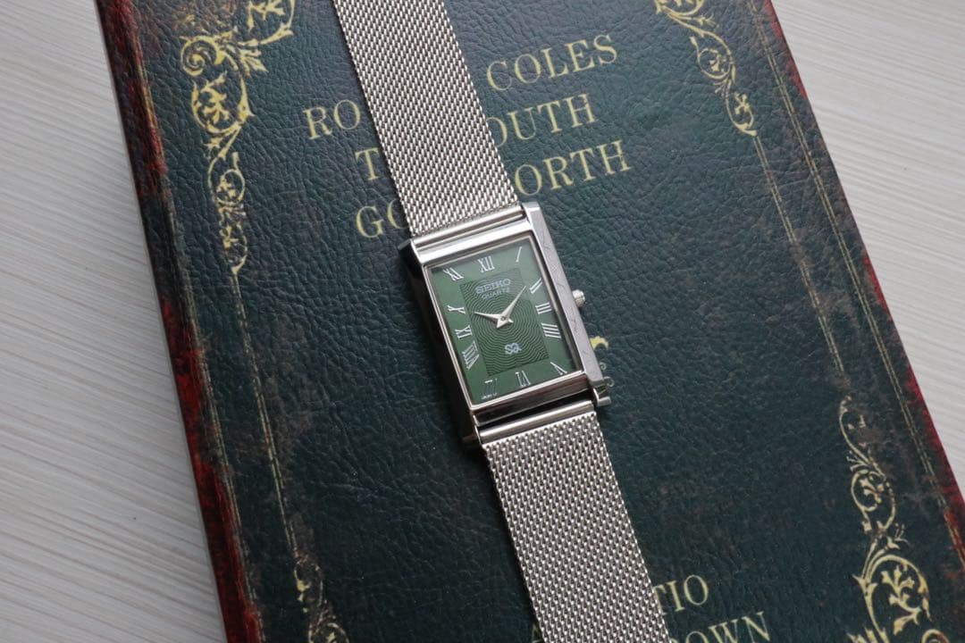 SEIKO tank 緑×銀 レクタンギュラー 稼働品