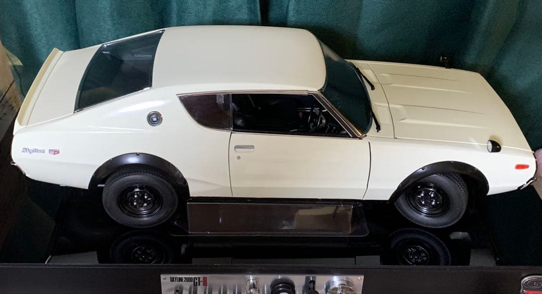 ディアゴステーニ1/8スカイライン2000 GT-R 完成品豪華オプションセット