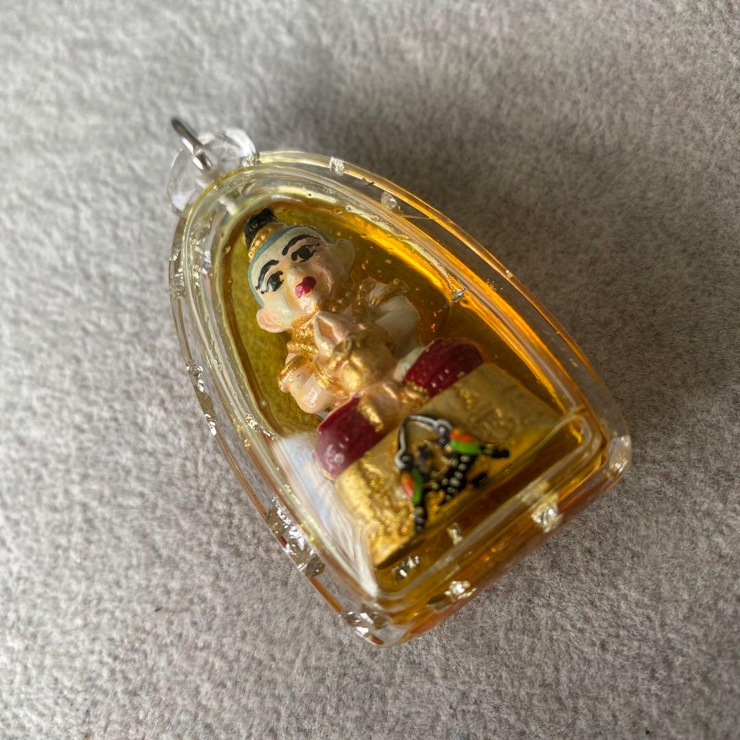 プラクルアン クマントン クリッサナ師 開運 金運 商売 ビジネス運 御守り