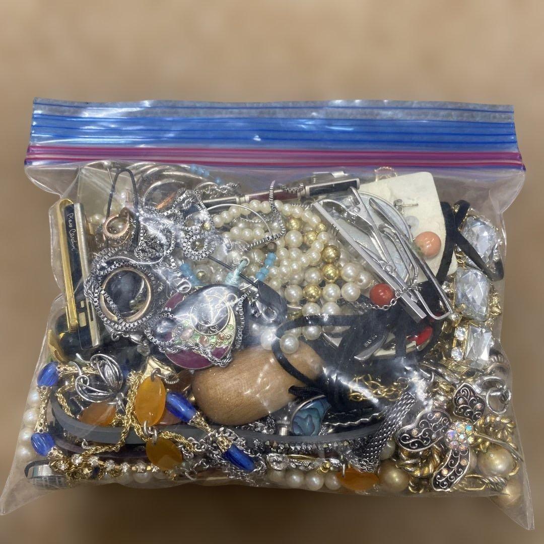 イミテーションアクセサリー まとめ 総重量2220g（パケ込）