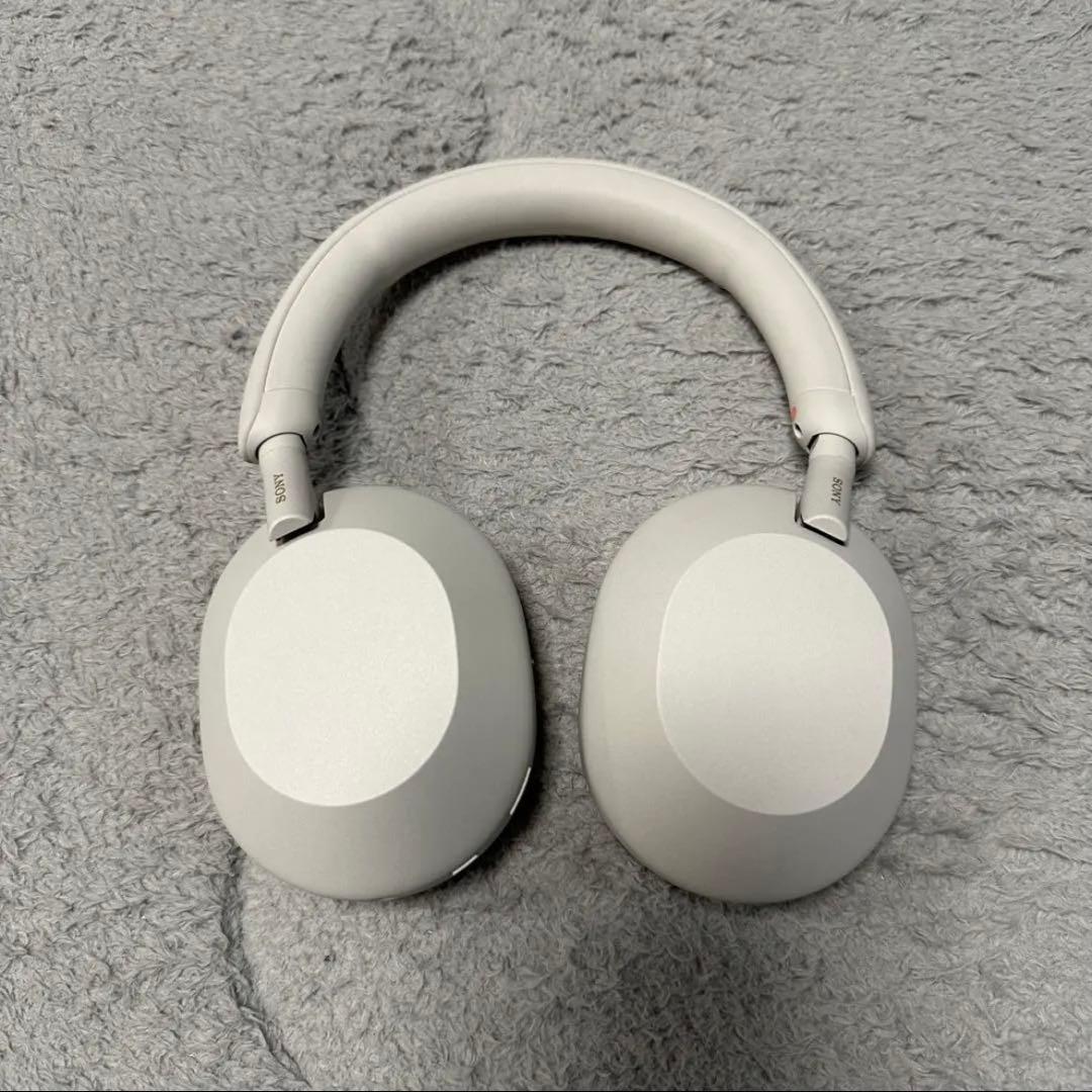 SONY ヘッドホンWH-1000XM5 プラチナシルバー - メルカリ