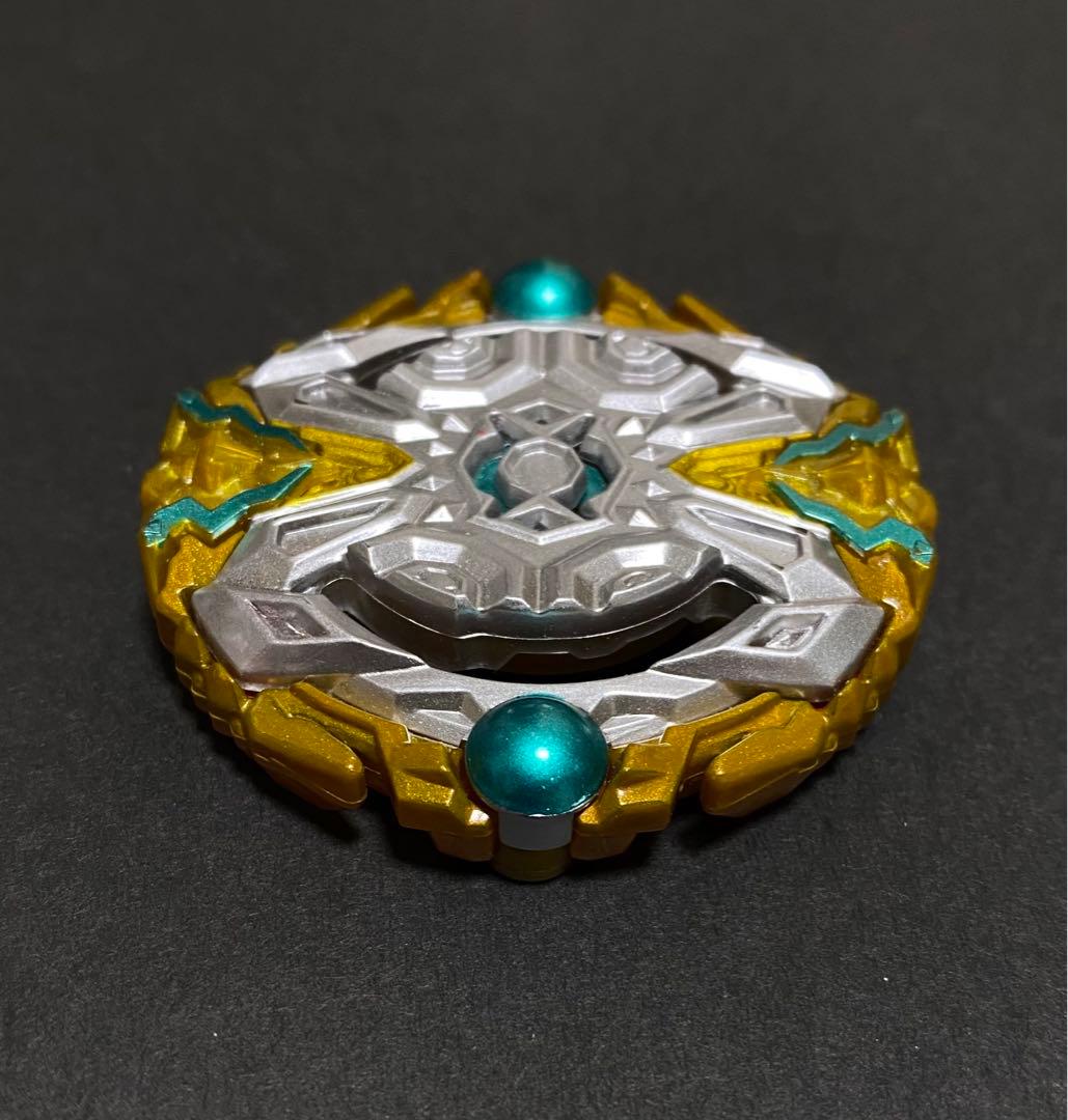 バトル未使用 】 オリハルコン.Ω.Ω ベイブレードバースト - メルカリ