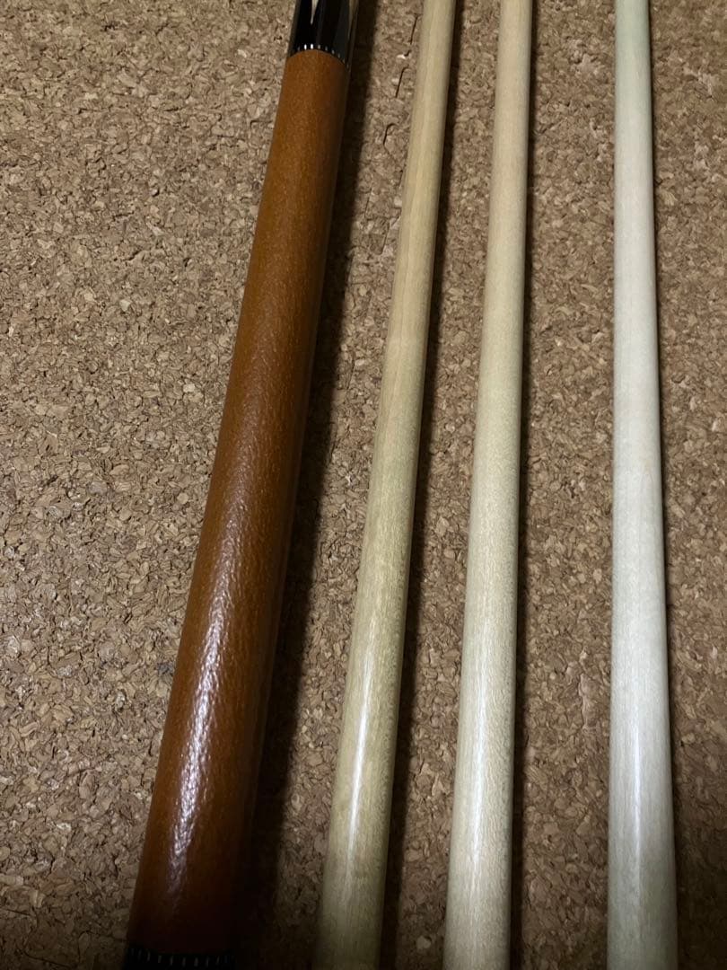 コグノセンティ　カスタムキュー