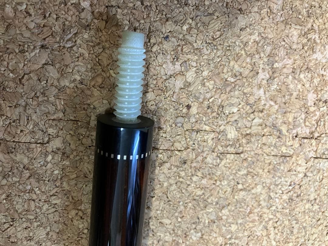 コグノセンティ　カスタムキュー