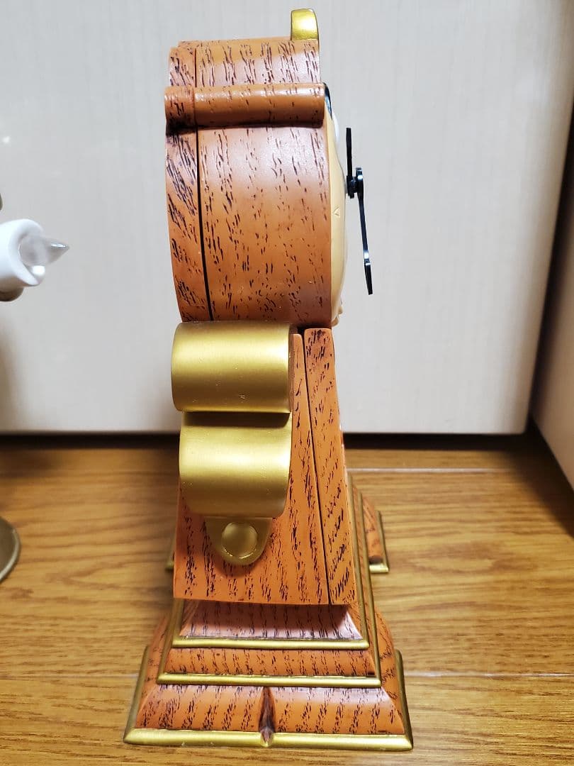 ディズニー　美女と野獣　 コグスワースとルミエール