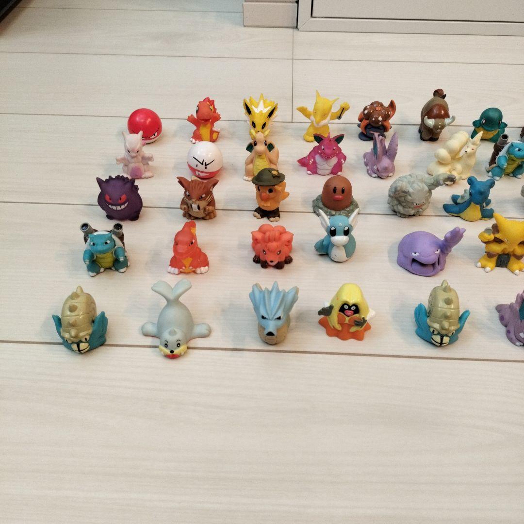 ポケモン　ゆび人形　モンコレ　　240個セット＋おまけ66個　まとめ売り