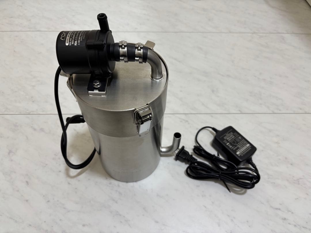 ドライ濾過槽 ドライタワー 引出式のウールボックス Wシャワーパイプ付き