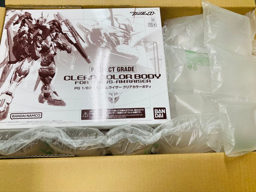 【激レア】　トランザムライザー (本体) + クリアカラー (外装パーツ)