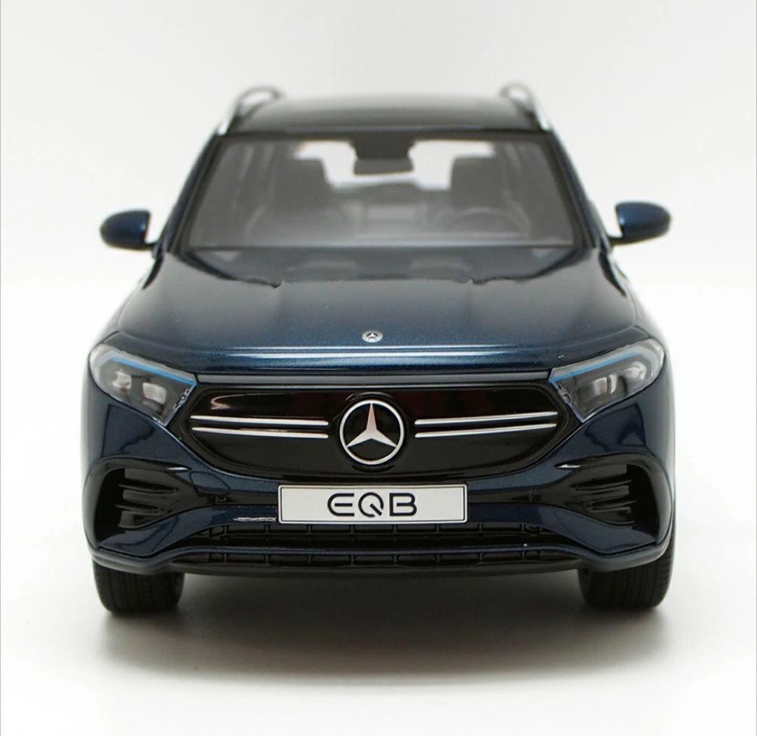 メルセデスベンツ EQB ミニカー 　1/18　車　NZG　ノレブ　京商　ベンツ