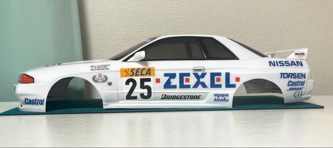 タミヤラジコンボディ　ゼクセルR32GTR