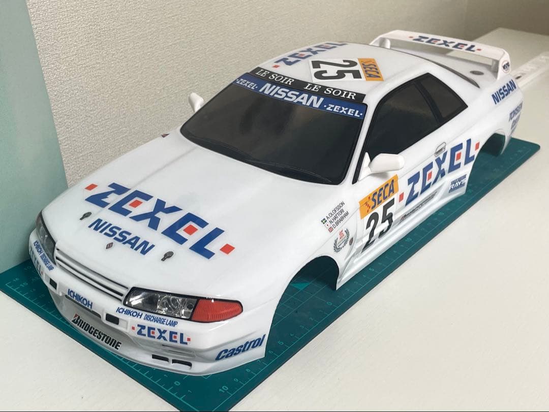 タミヤラジコンボディ　ゼクセルR32GTR