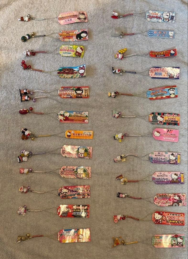 ご当地キティ　まとめ売り　135点