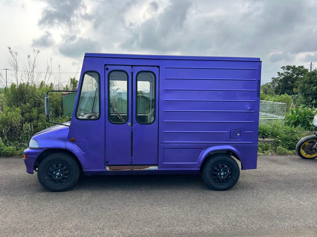 ミニカウォークスルーバン