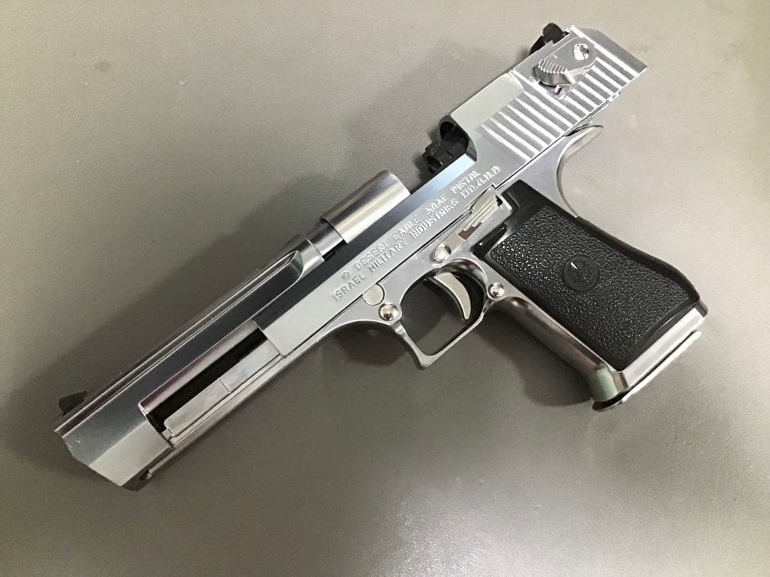 東京マルイ デザートイーグル ハードキック クロームステンレス マガジン2本付