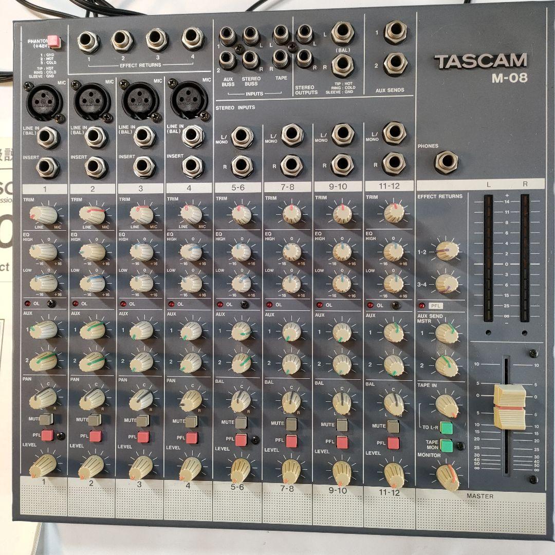 TASCAM M-08 アナログミキサー
