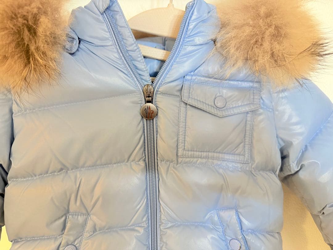 【美品】モンクレール　ファー付きダウン2Y (90-100cm)ライトブルー