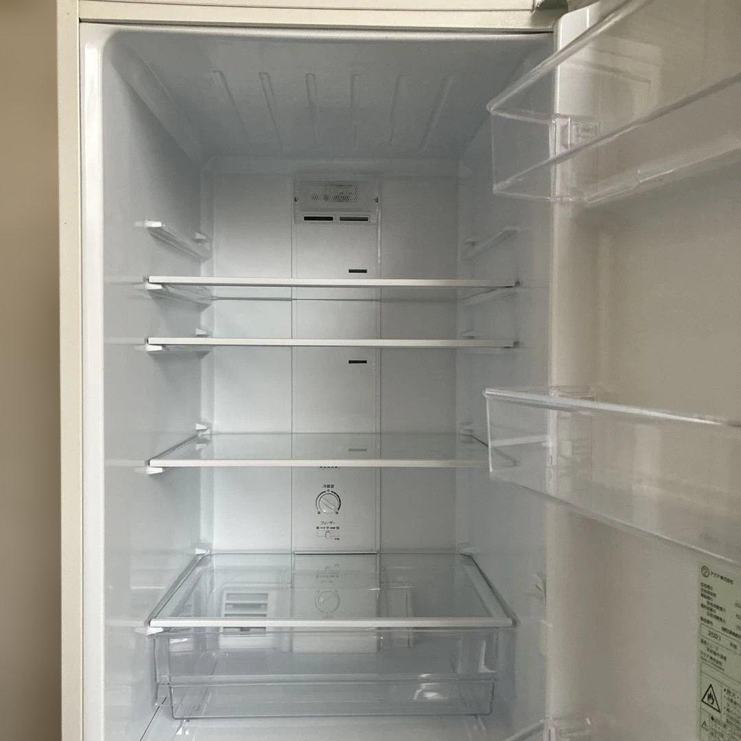 【年内購入の場合、価格交渉可能】 AQUA冷蔵庫　AQR-20K-W 1人用