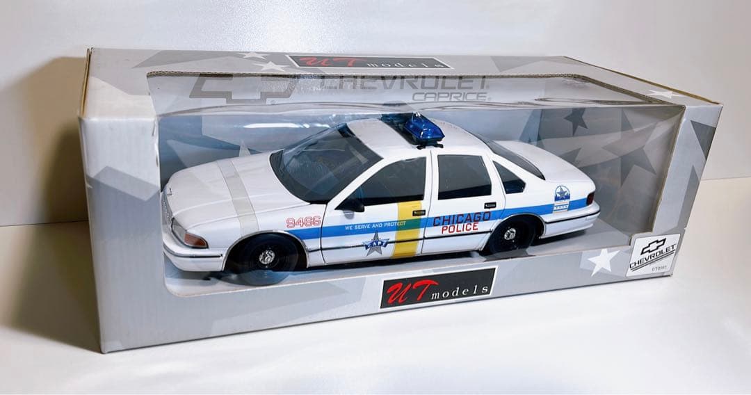 【希少絶版品!!】 UTモデル シボレーカリプスパトカー シカゴ市警