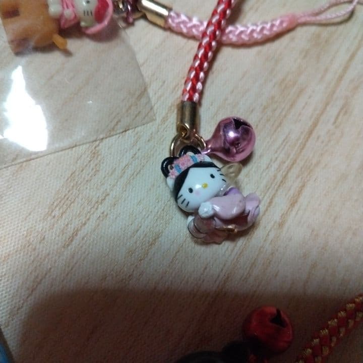 キティちゃんご当地ストラップ14個セット