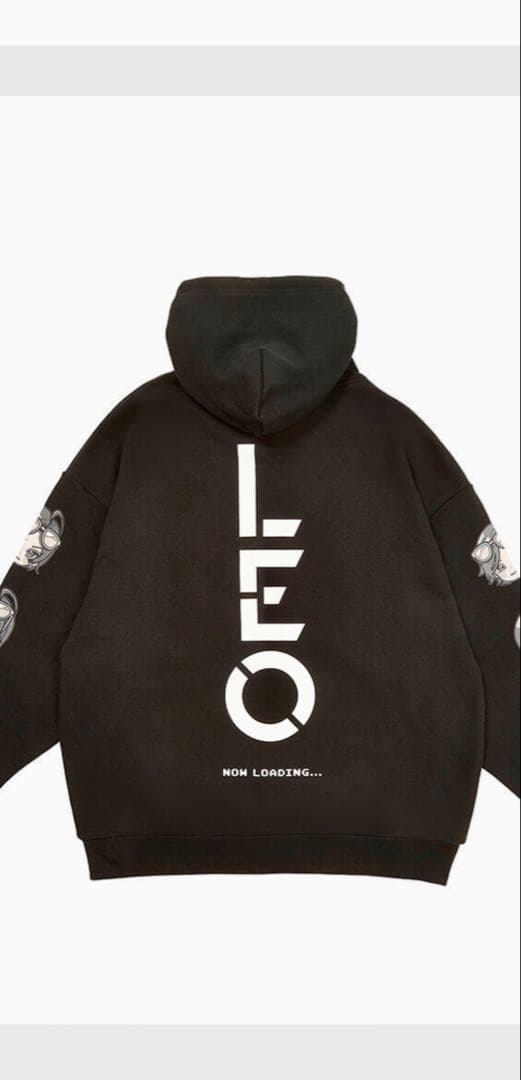 LEO ジップアップパーカー 黒 - メルカリ