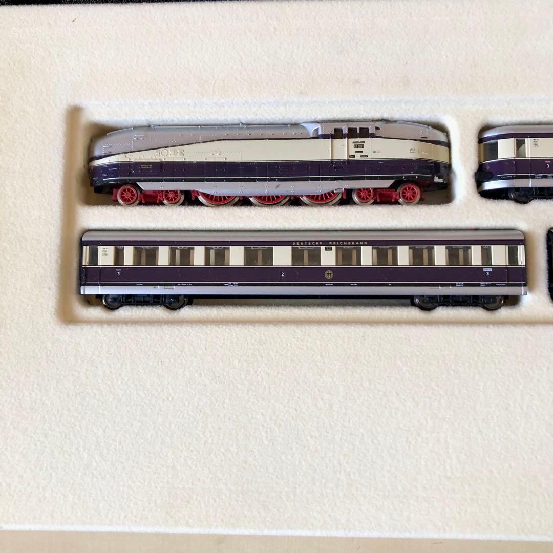 ARNOLD ドイツ帝国鉄道 HENSCHEL-WEGMANN-ZUG Nゲージ