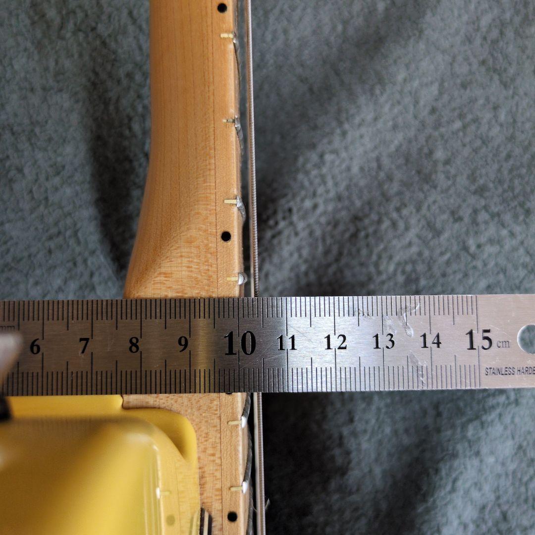 Bacchus エレキギター イエロー