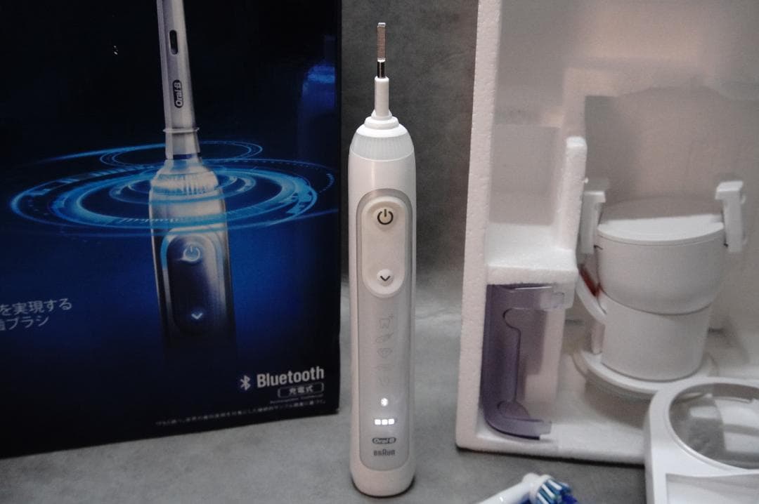 新品未使用 BRAUN Oral-b オーラル B 電動歯ブラシ 8000