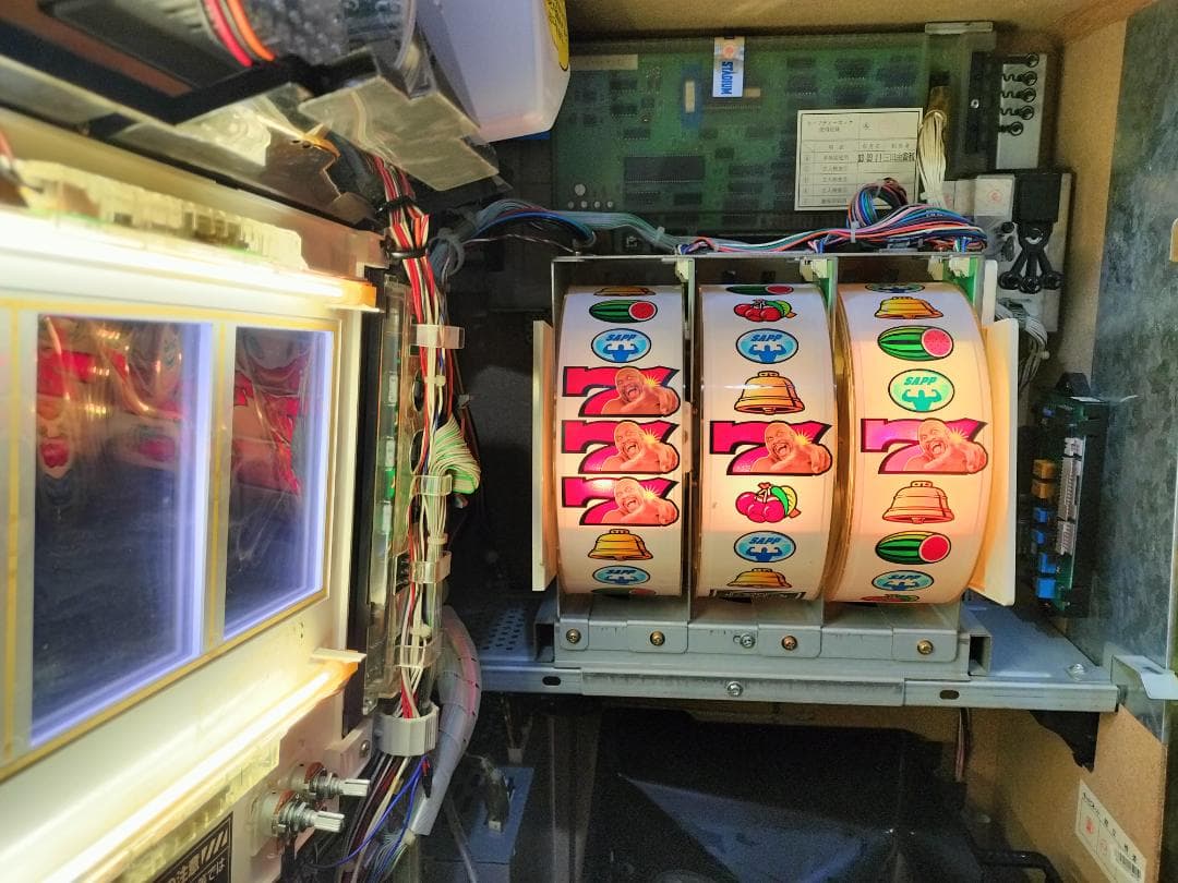 パチスロ実機】エレコ☆ビーストサップ【コイン不要機付】4号機・レア