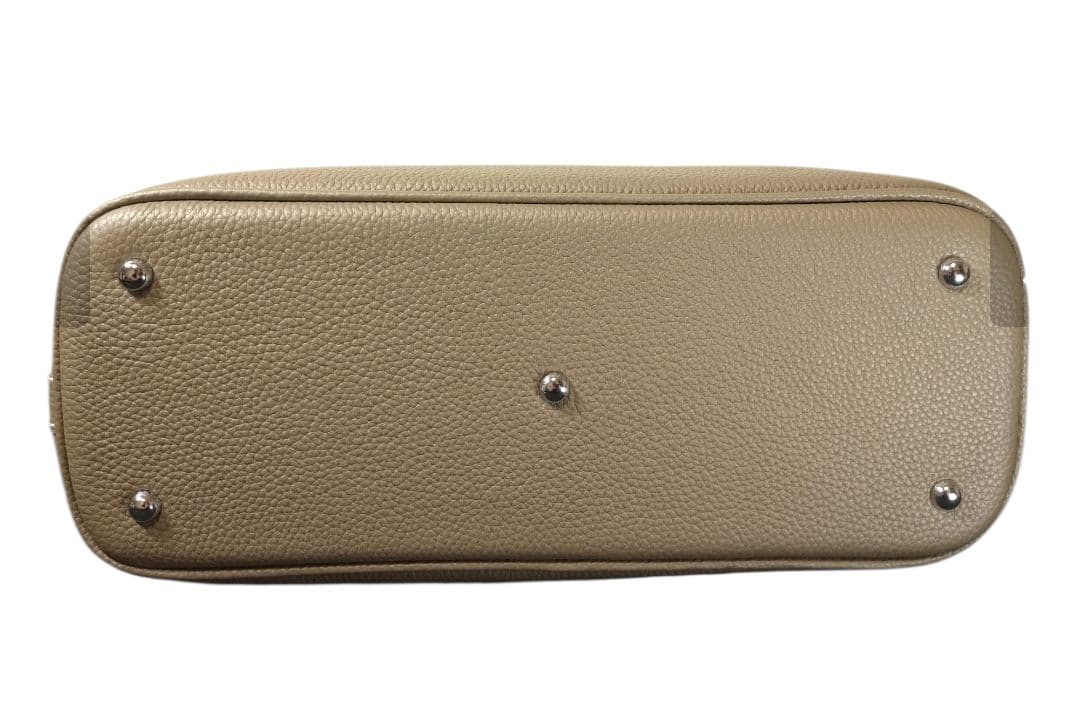 本革　ブガッティハンドバッグショルダーバッグ牛革