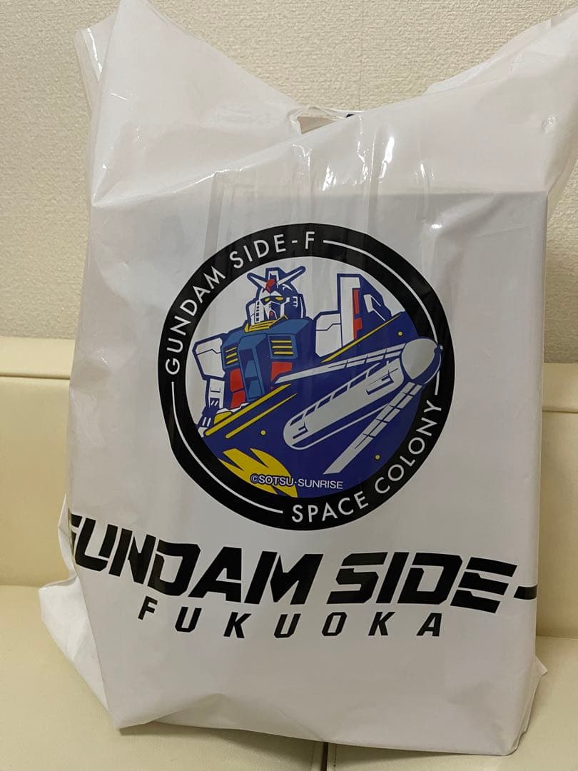 新品 未使用 超合金 MSN-04FF サザビー SAZABI